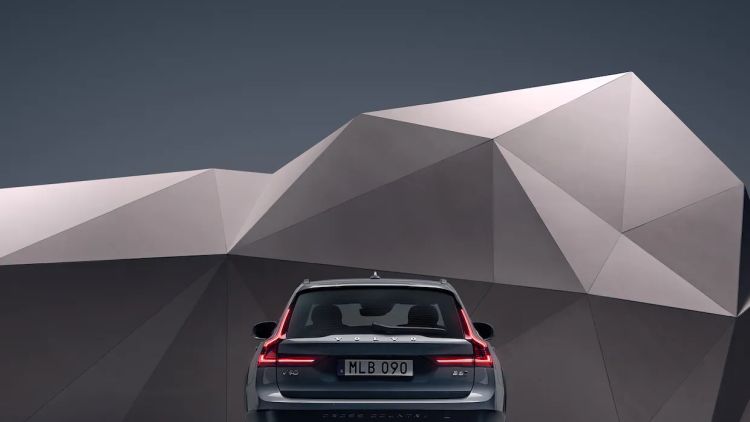 Volvo V90 Cross Country