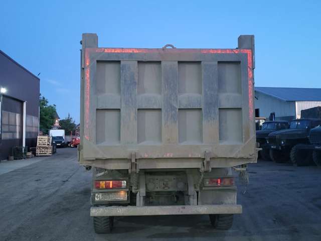 HOWO HW76 ZZ3327S3847E 6x4 Самосвал  2021