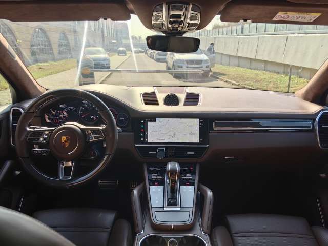 Porsche Cayenne Turbo 2022