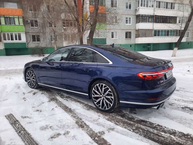 Audi S8 TFSI quattro tiptronic 2021
