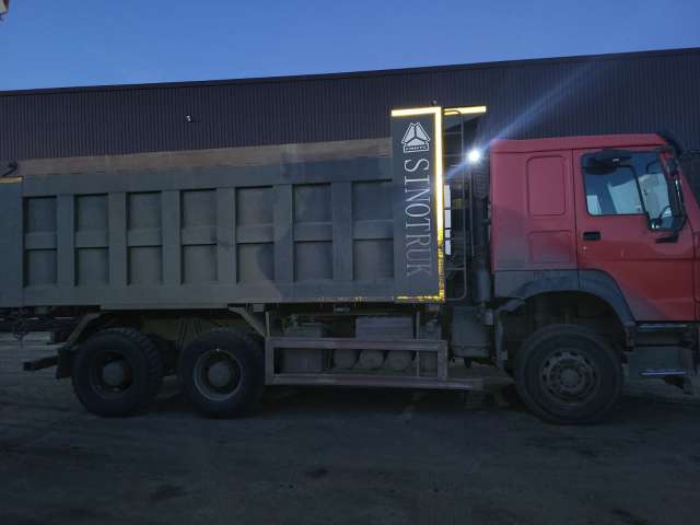 HOWO HW76 ZZ3327S3847E 6x4 Самосвал  2021
