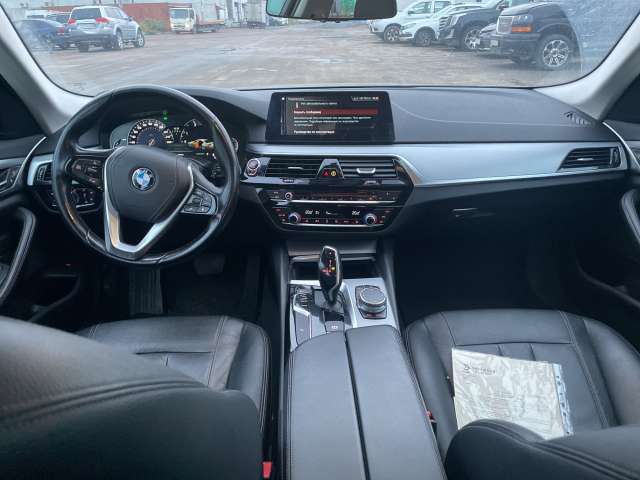 BMW 5 серия 520d xDrive Business 2017