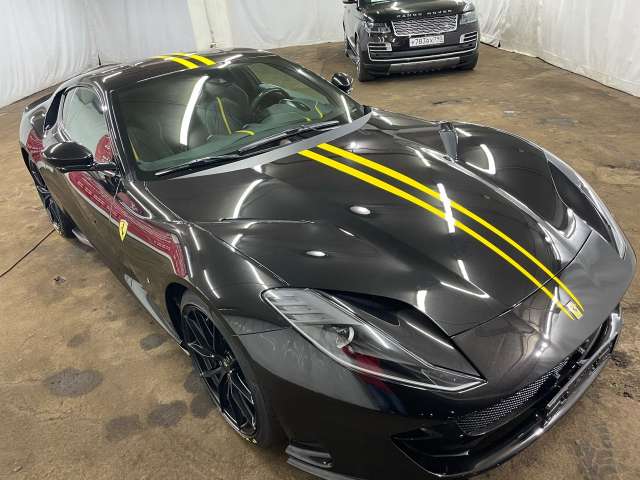 Ferrari 812 Superfast  2020