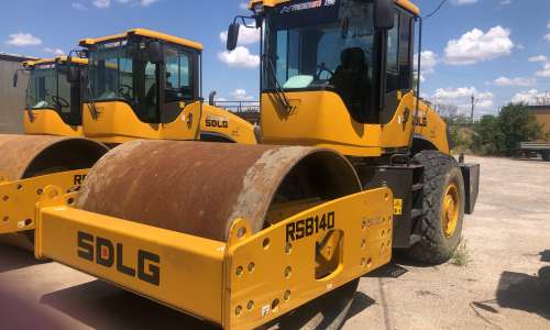 SDLG RS8140 Каток 