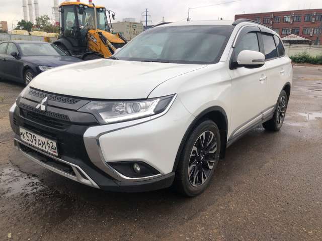 Mitsubishi Outlander Instyle 2.4 CVT 4WD 2021