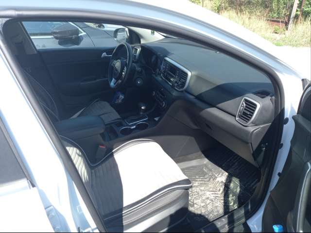 KIA Sportage Comfort 2.0 6AT AWD 2021