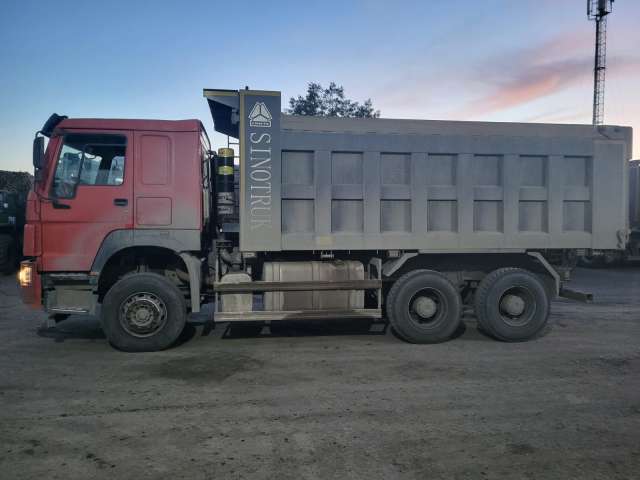HOWO HW76 ZZ3327S3847E 6x4 Самосвал  2021