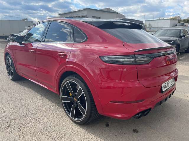 Porsche Cayenne GTS Coupe 2021