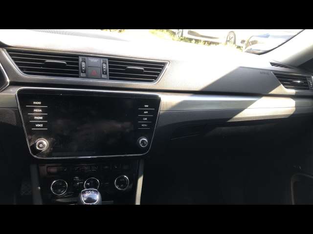 Skoda Superb Style 1.4 TSI DSG-7 2021
