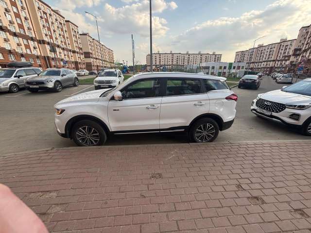 Geely Atlas Pro Flagship 1.5T DCT7 4WD 2024