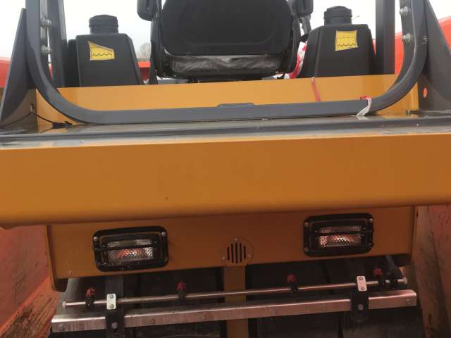 XCMG XMR403 Каток дорожный вибрационный  2022