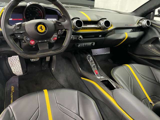 Ferrari 812 Superfast  2020