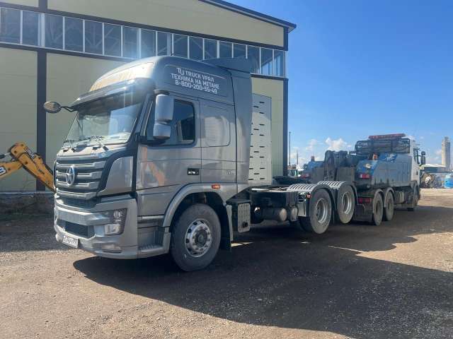 Dayun CGC4250 6x4 Седельный тягач  2023