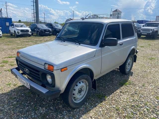 Lada Niva Legend 3 дв Luxe'22 1.7 5MT 2022