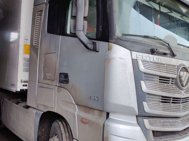 FOTON Auman EST A 4x2 седельный тягач  2023