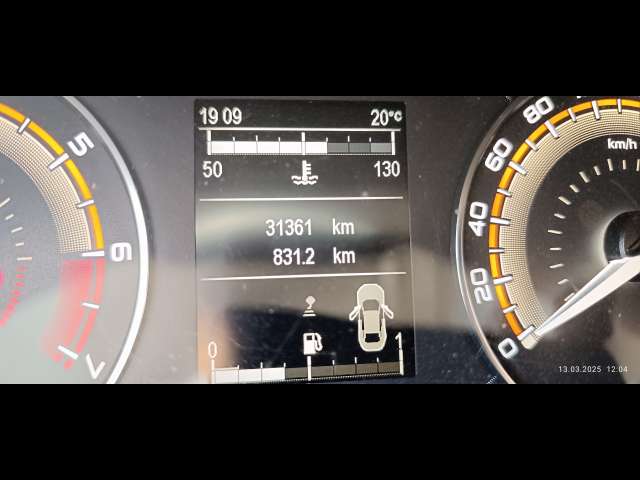 Lada Vesta седан Comfort 1.6 106hp 5MT 2023
