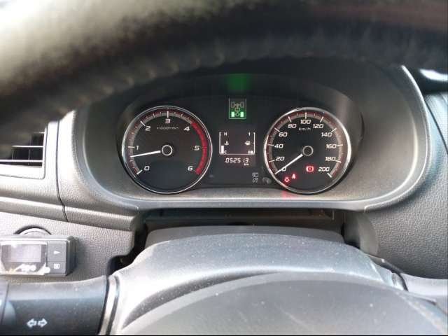 Mitsubishi L200 DC Invite+ 2.4d 6MT 2021