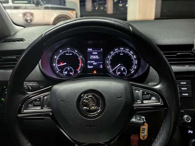 Skoda Octavia Hockey Edition 1.4TSI 8AT 2019