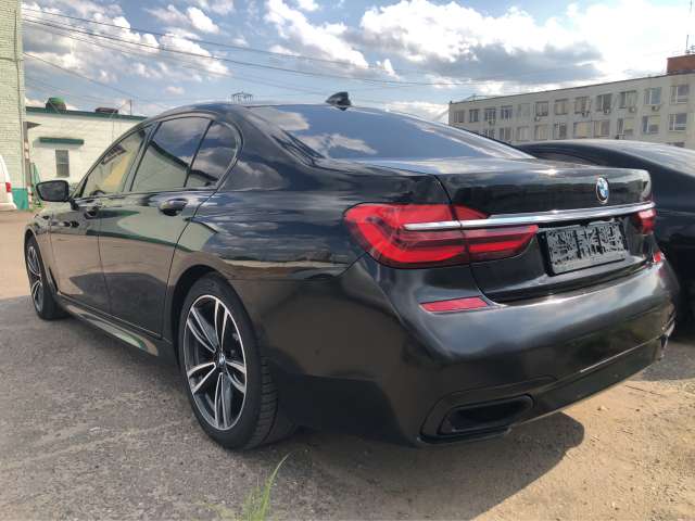 BMW 7 серия 740d xDrive 2018