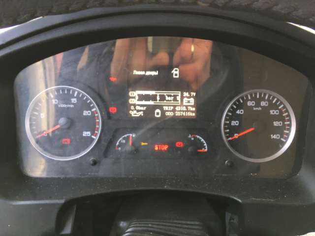 SHACMAN SX42584W324C 6x4 Седельный тягач  2023