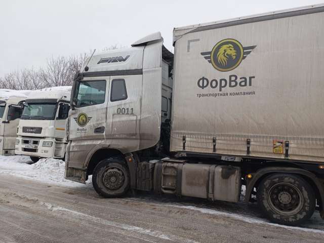 FAW J7 CA4180P77K25E5 Седельный тягач 4х2  2023