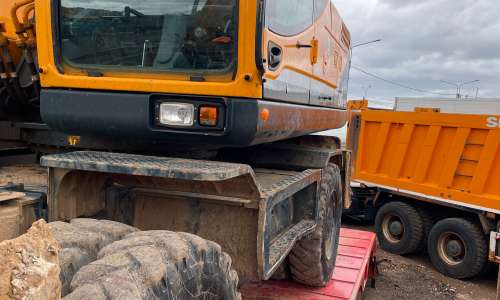 Hyundai R210W-9S Экскаватор 