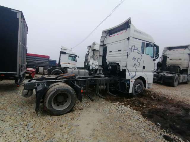 SITRAK ZZ4186V361HE 4x2 Седельный тягач  2023