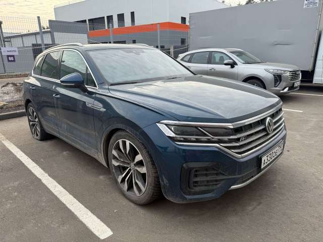 Volkswagen Touareg Business Atmosphere V6 3.0 TDI 249hp 8AT 2020
