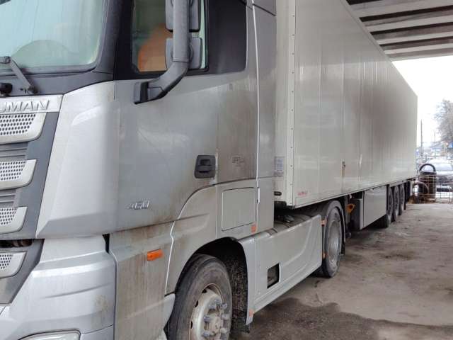 Schmitz Cargobull SKO24 Полуприцеп изотермический/рефрижератор  2021