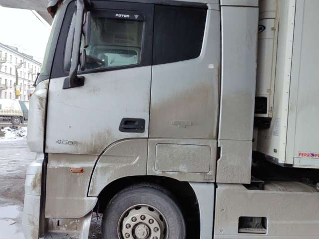 FOTON Auman EST A 4x2 седельный тягач  2023