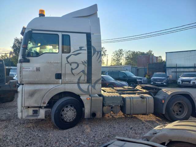SITRAK C7H 4×2 ZZ4186V391HE  2023