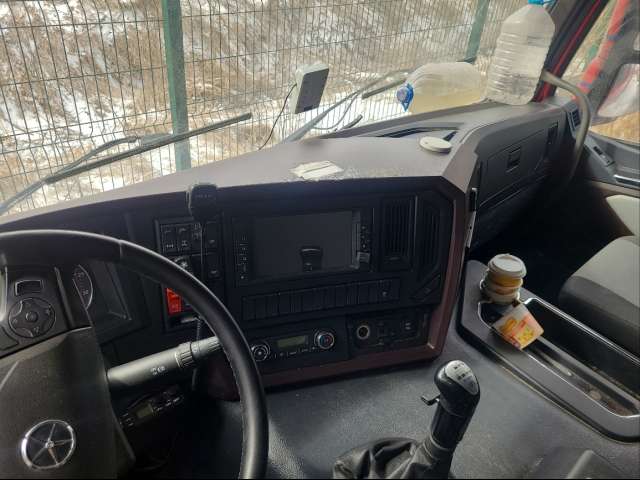 Dayun CGC4250 6x4 Седельный тягач  2021