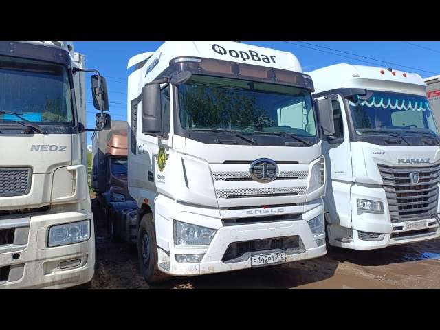 FAW J7 CA4180P77K25E5 Седельный тягач 4х2  2023