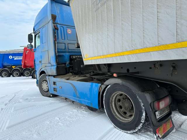 DAF XF 6x2 Седельный тягач  2017