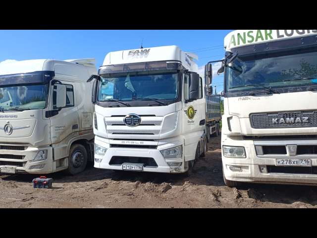 FAW J7 CA4180P77K25E5 Седельный тягач 4х2  2023