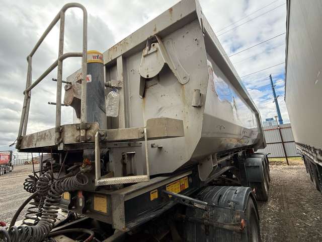 Grunwald 9453* Полуприцеп самосвальный 2021