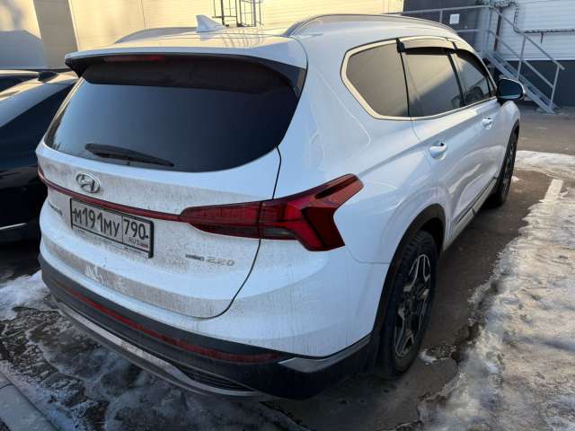 Hyundai Santa Fe High-Tech 2.2d 8DCT 2021