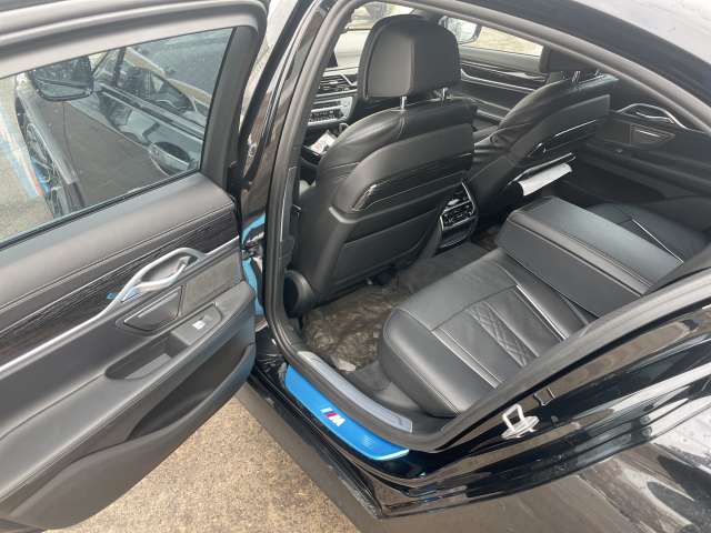 BMW 7 серия 740d xDrive 2021
