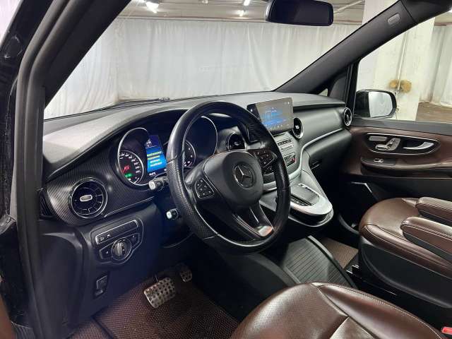 Mercedes-Benz V 220 d L AMG Line 4MATIC 2020