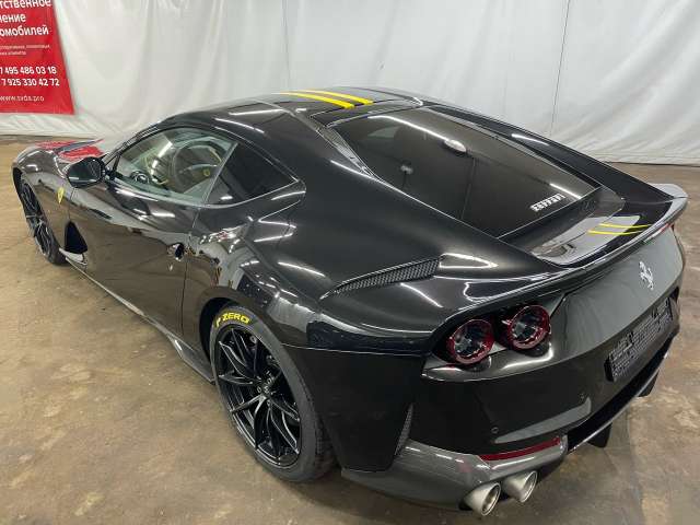 Ferrari 812 Superfast  2020