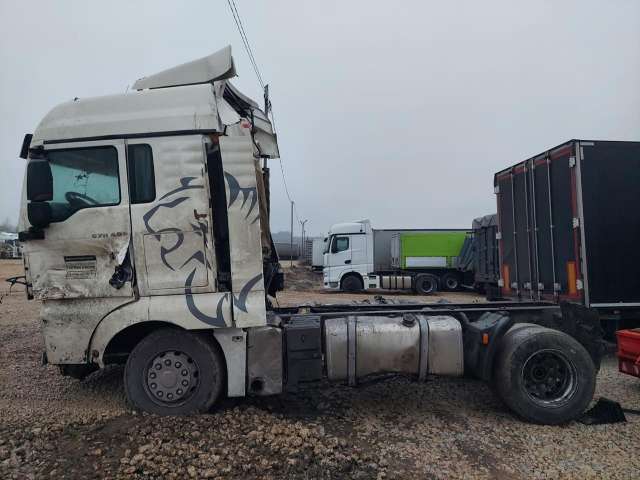 SITRAK ZZ4186V361HE 4x2 Седельный тягач  2023