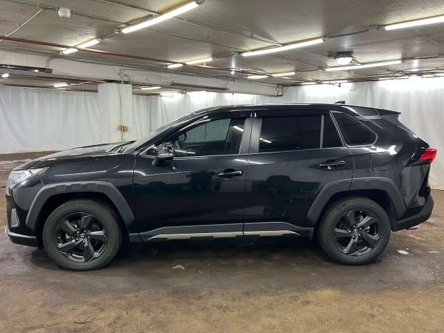 Toyota RAV4 Style 2.0 CVT 4WD 2023