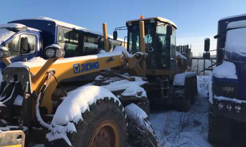 XCMG GR215A автогрейдер 