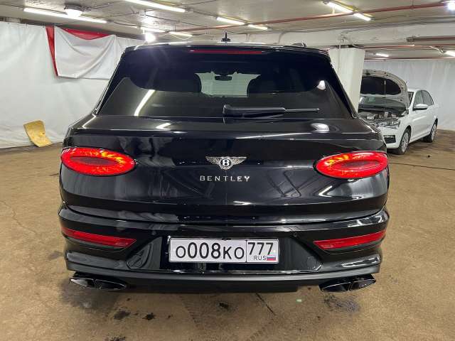 Bentley Bentayga V8 2023