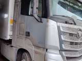 FOTON Auman EST A 4x2 седельный тягач  2023