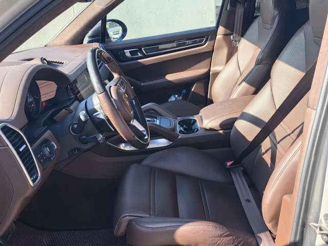 Porsche Cayenne Turbo 2022