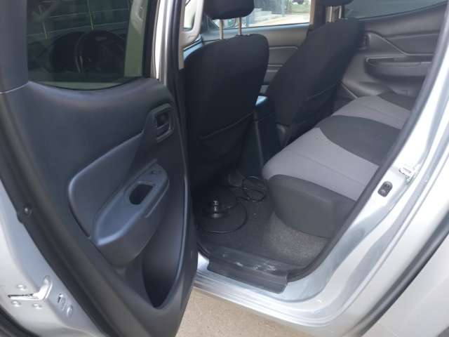 Mitsubishi L200 DC Invite+ 2.4d 6MT 2021