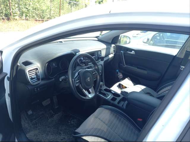 KIA Sportage Comfort 2.0 6AT AWD 2021