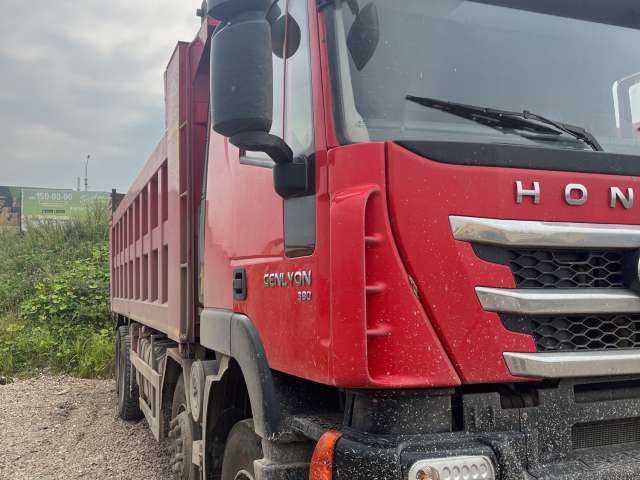 Hongyan 908 8x4 Самосвал  2022