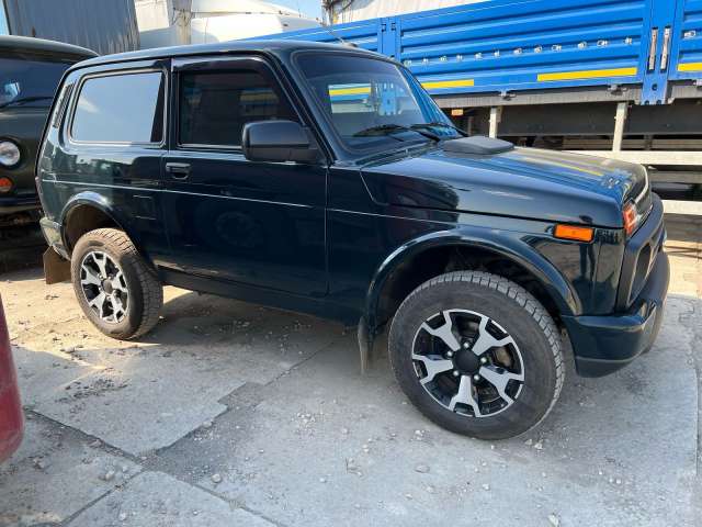 Lada Niva Legend 3 дв Urban 1.7 5MT 2024